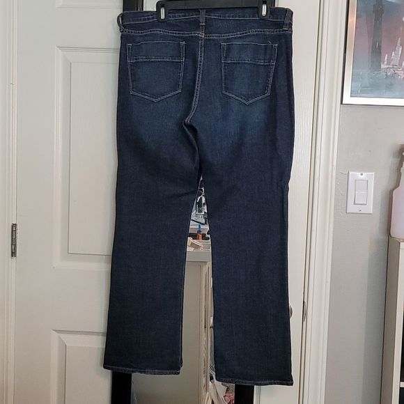 Old Navy Sweetheart Bootcut Jeans Sz. 12Short - Picture 5 of 8